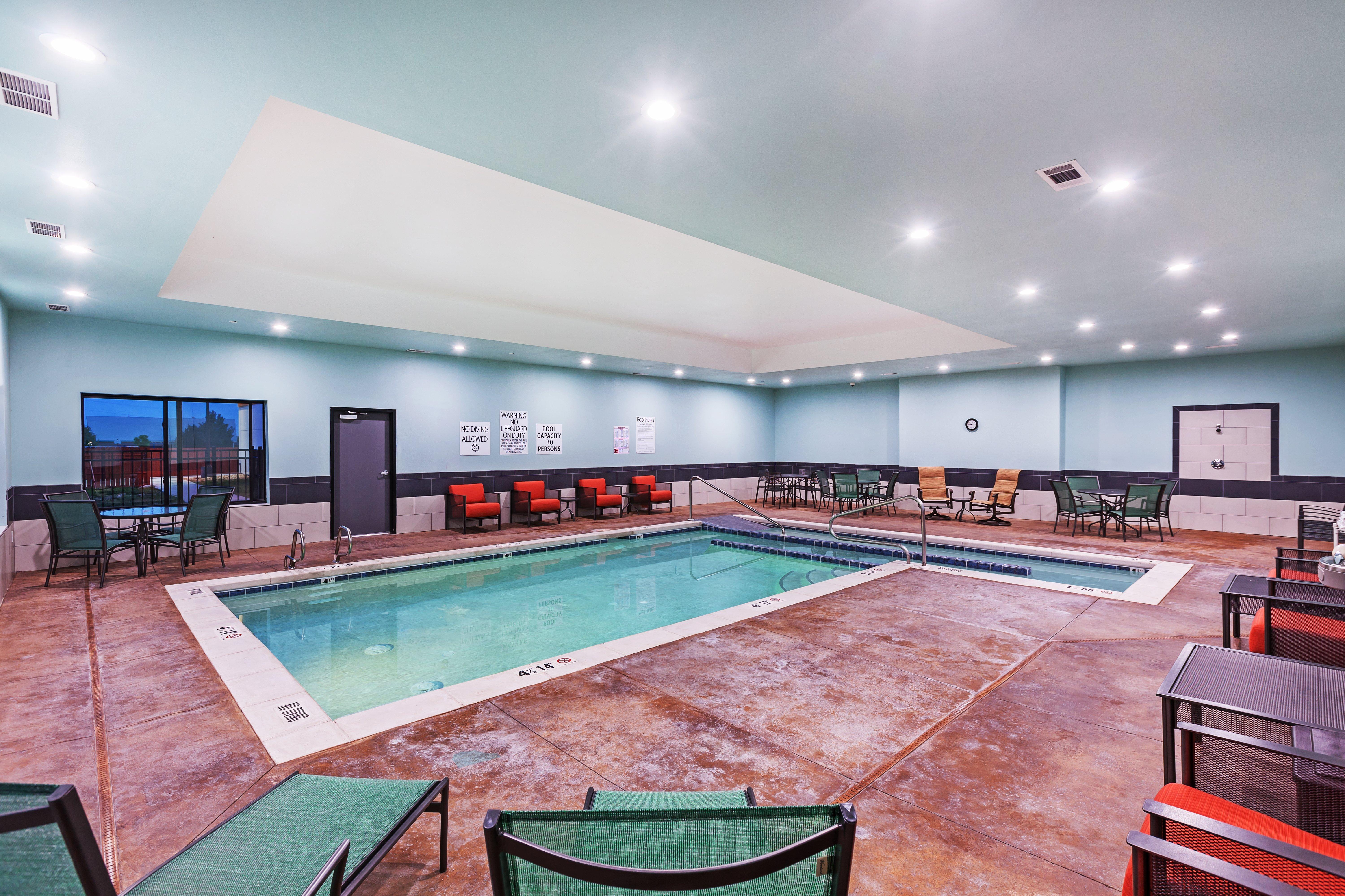 Holiday Inn Express & Suites Perryton By Ihg Lord Zewnętrze zdjęcie